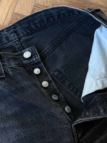 Levi's 501 Black Denim Trousers Vintage Toto Praha Vintage clothing store Antique shop Prague Wholesale 90's 1990's 