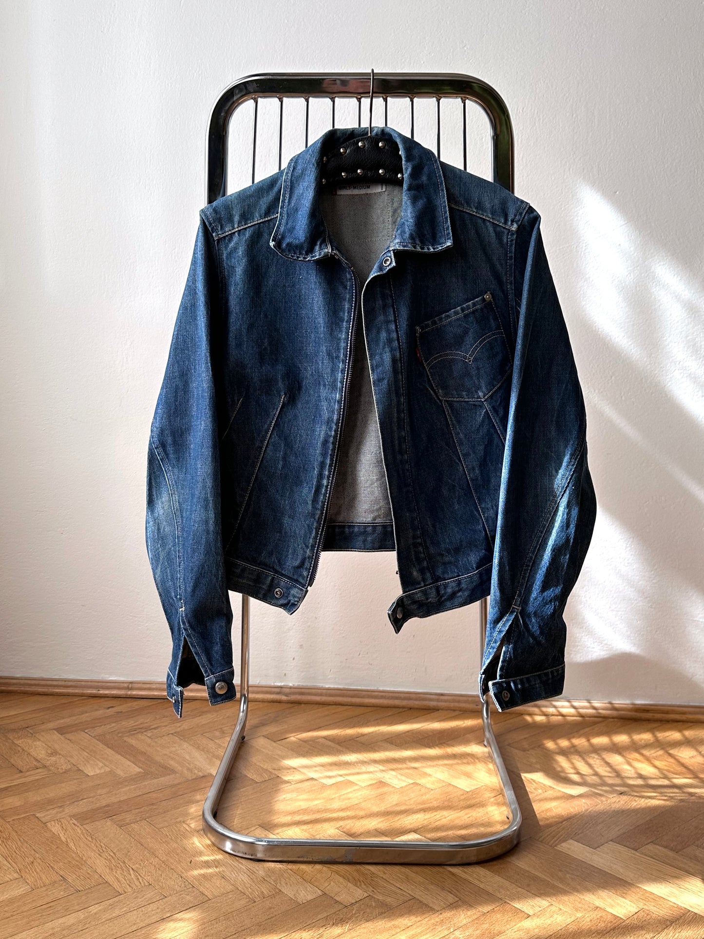 Levi's Engineered Jeans リーバイス early 2000's デニム Vintage ヴィンテージ TOTO Praha Vintage clothing store Antique shop 古着屋 プラハ Prague アンティークストア