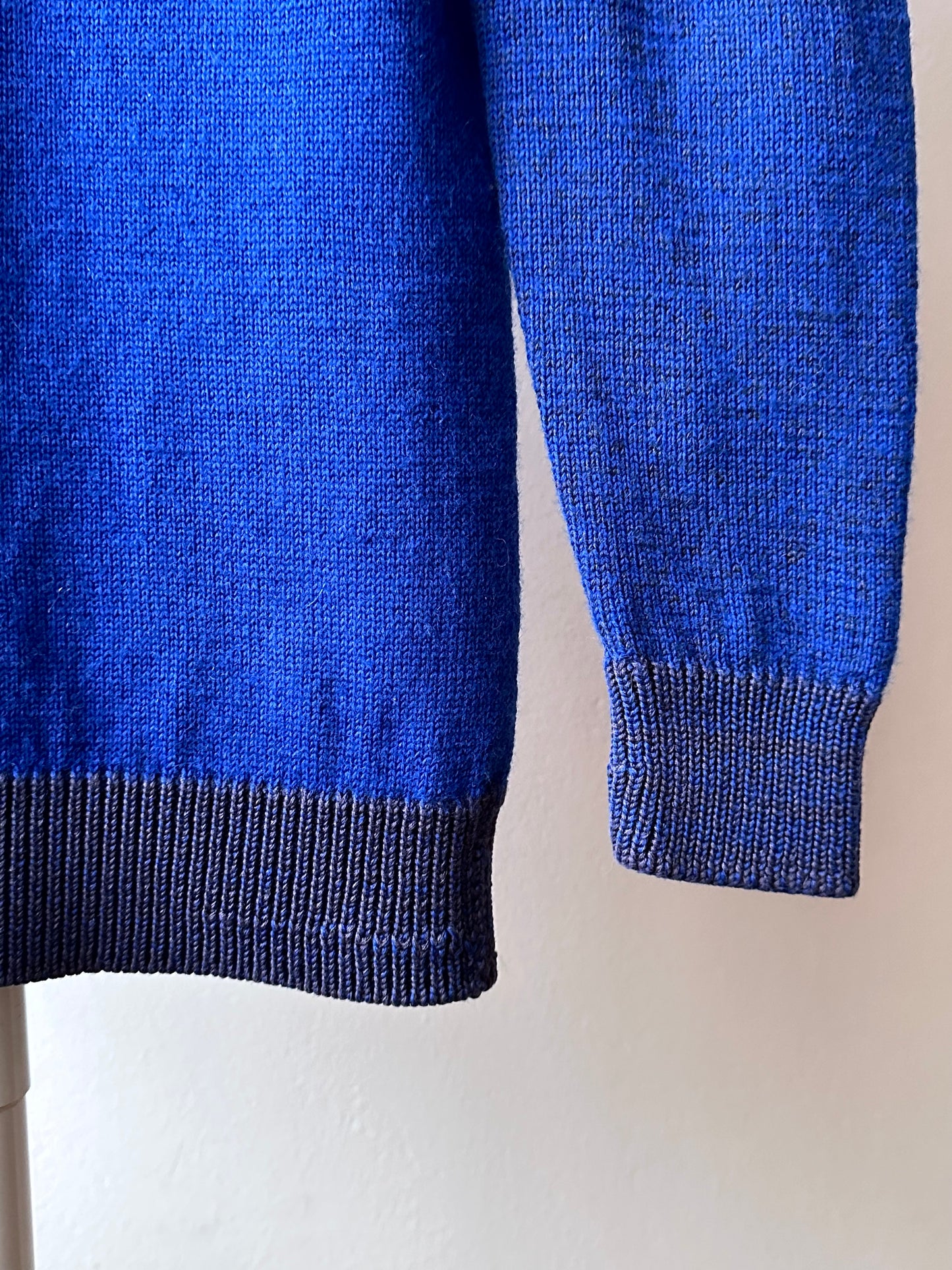 handmade nice blue knit