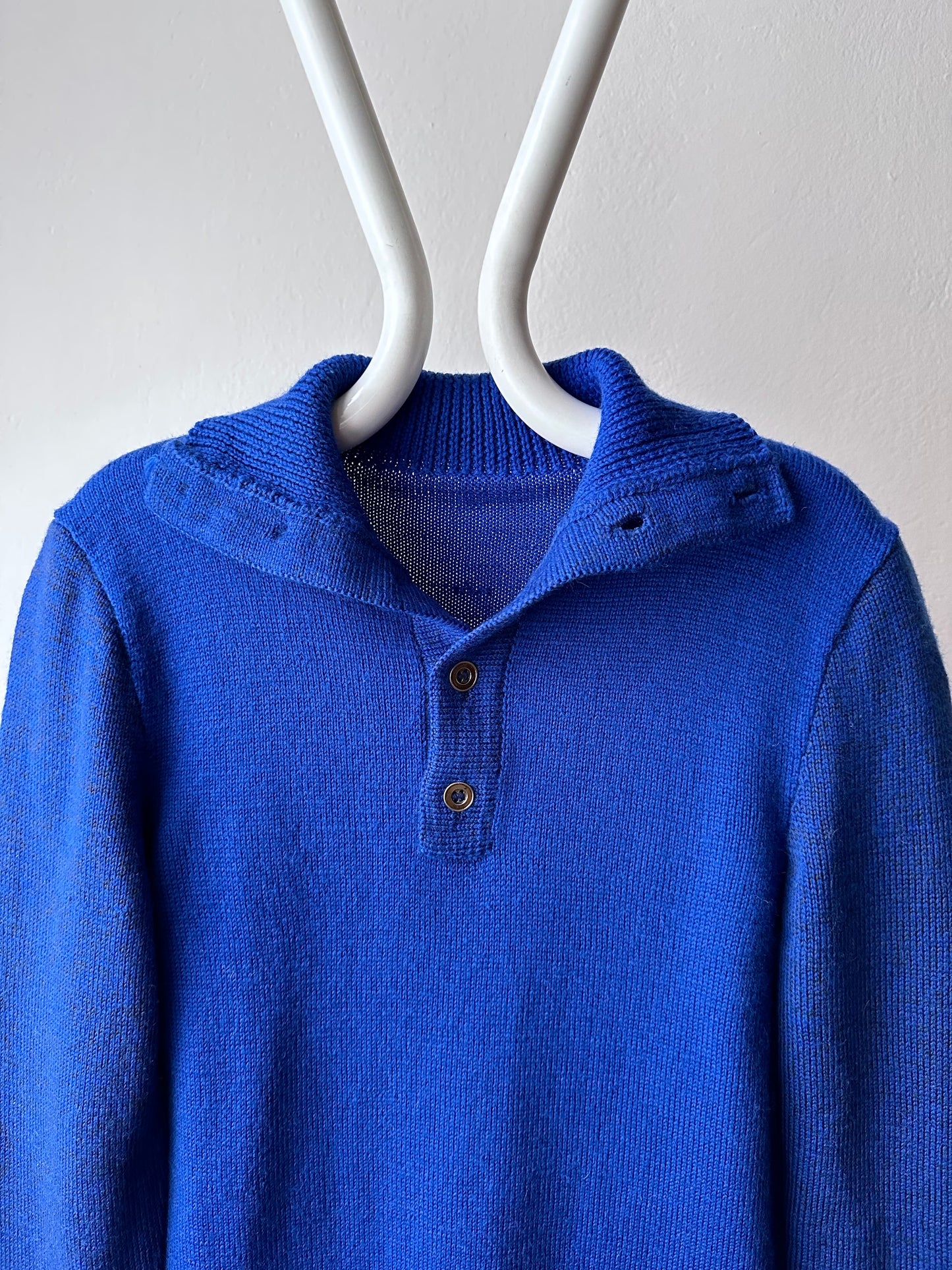 handmade nice blue knit