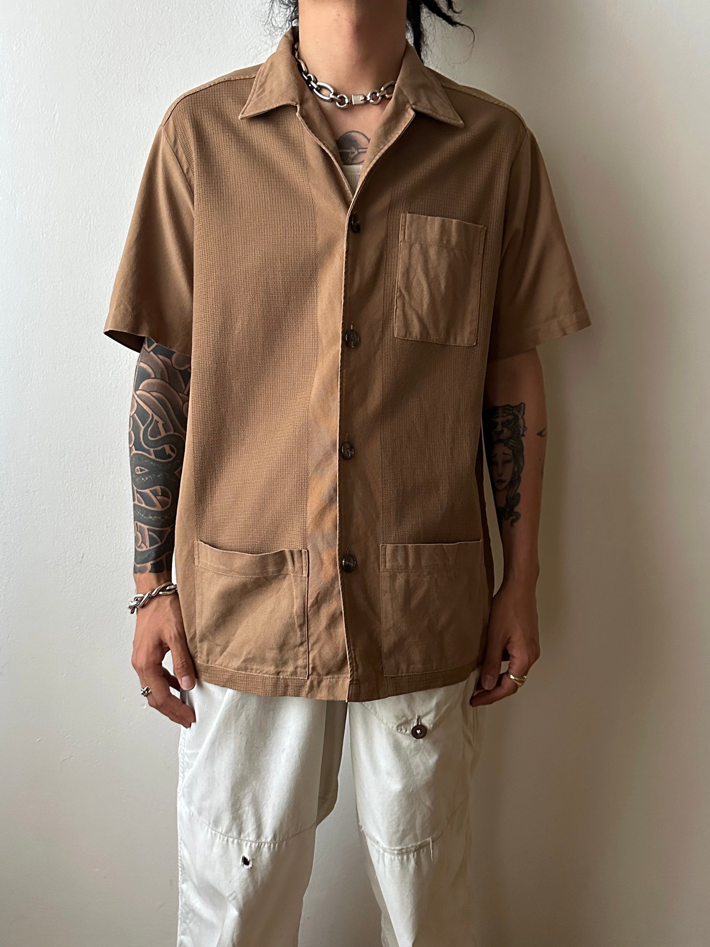 1970s England leisure shirt