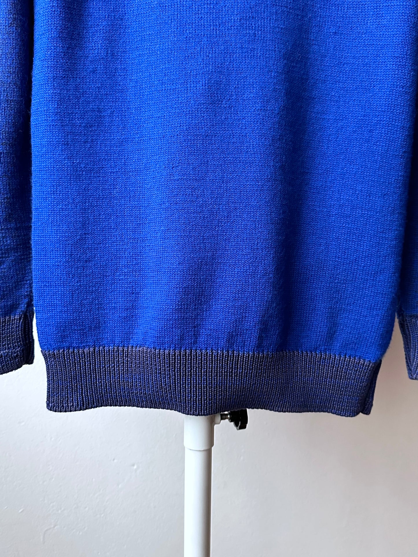 handmade nice blue knit