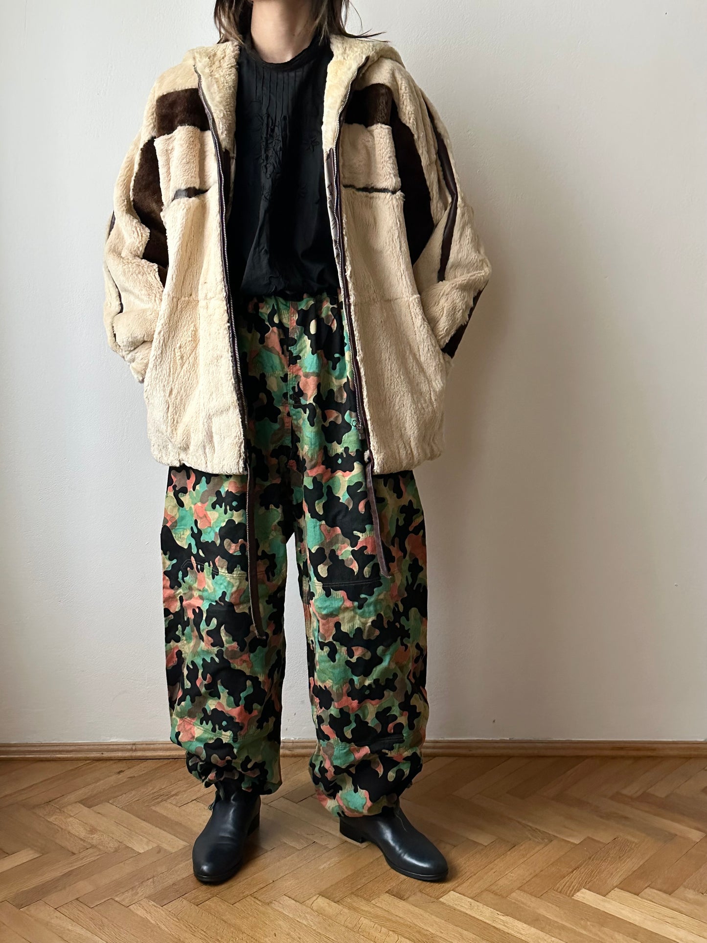 -60s Czechoslovakia real fur zip-up parka