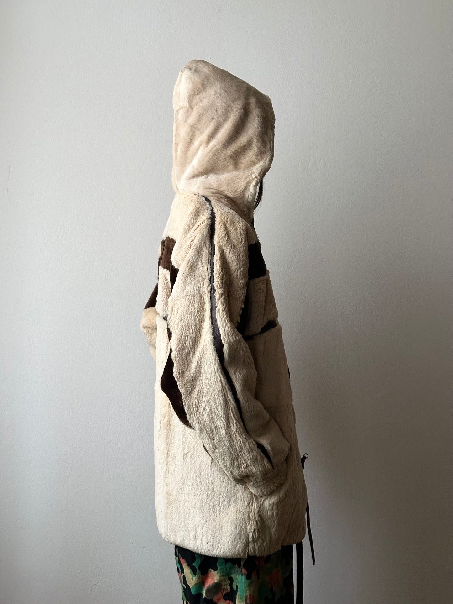 -60s Czechoslovakia real fur zip-up parka