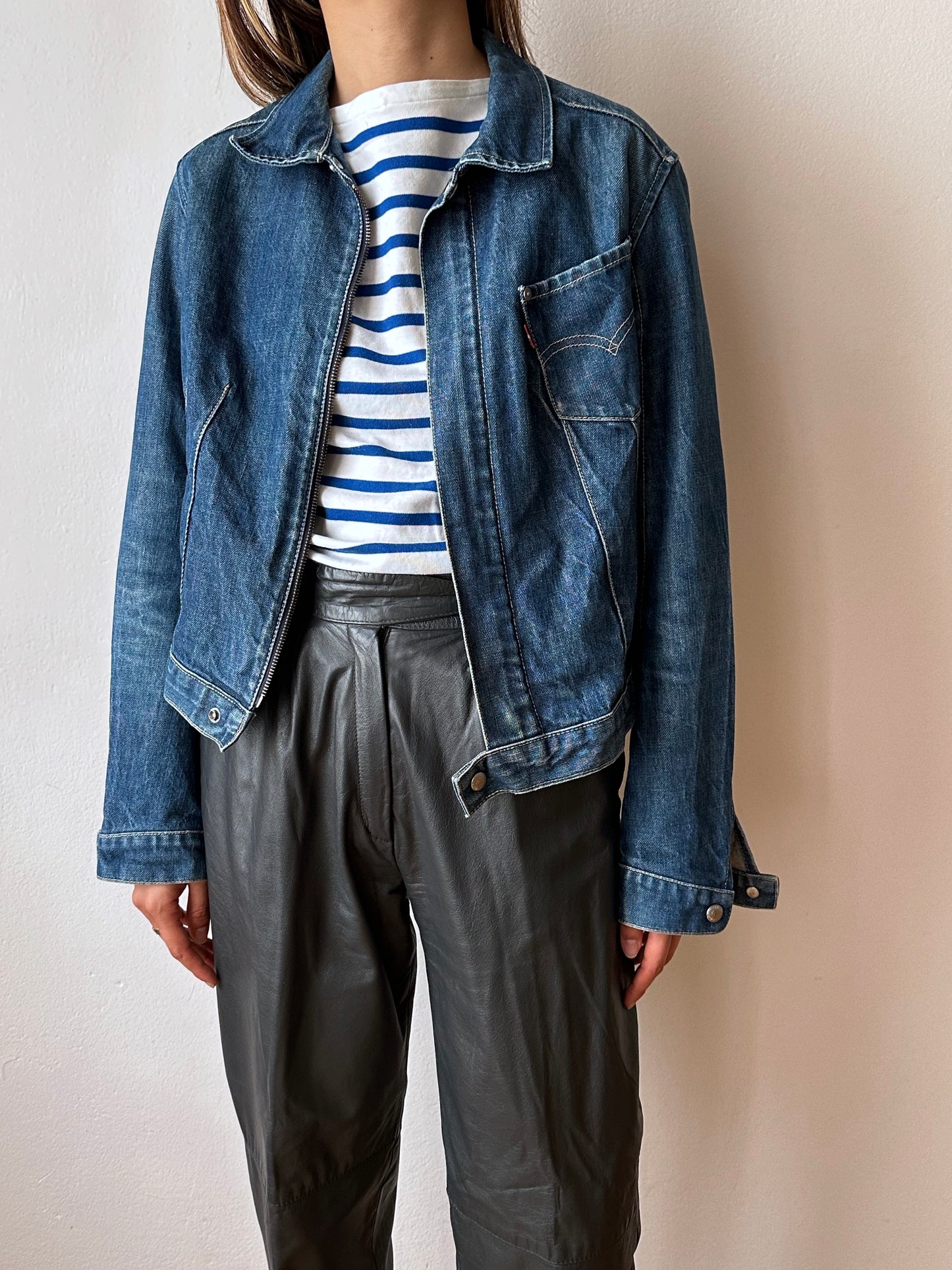 Levi's Engineered Jeans リーバイス early 2000's デニム Vintage ヴィンテージ TOTO Praha Vintage clothing store Antique shop 古着屋 プラハ Prague アンティークストア