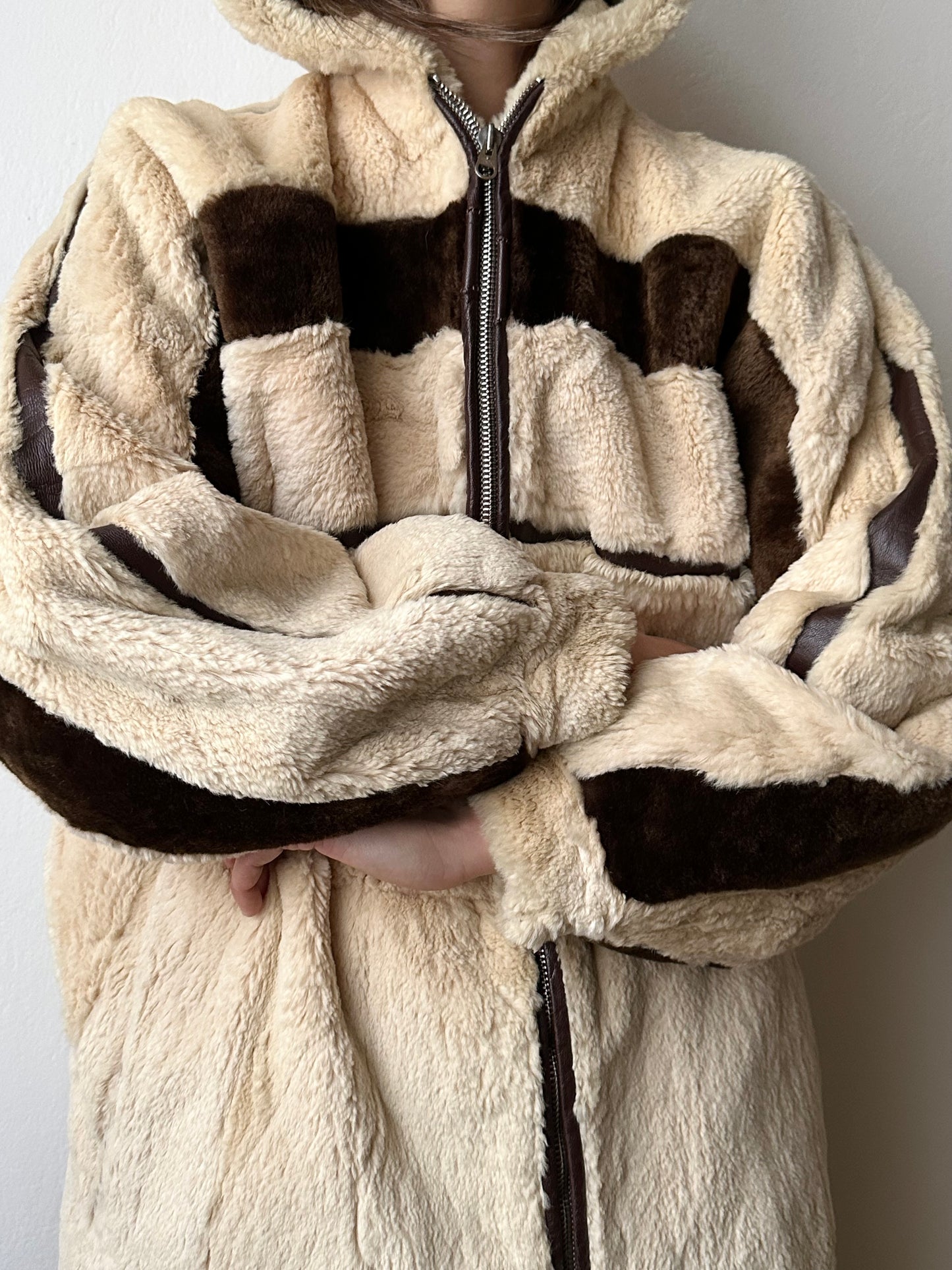 -60s Czechoslovakia real fur zip-up parka