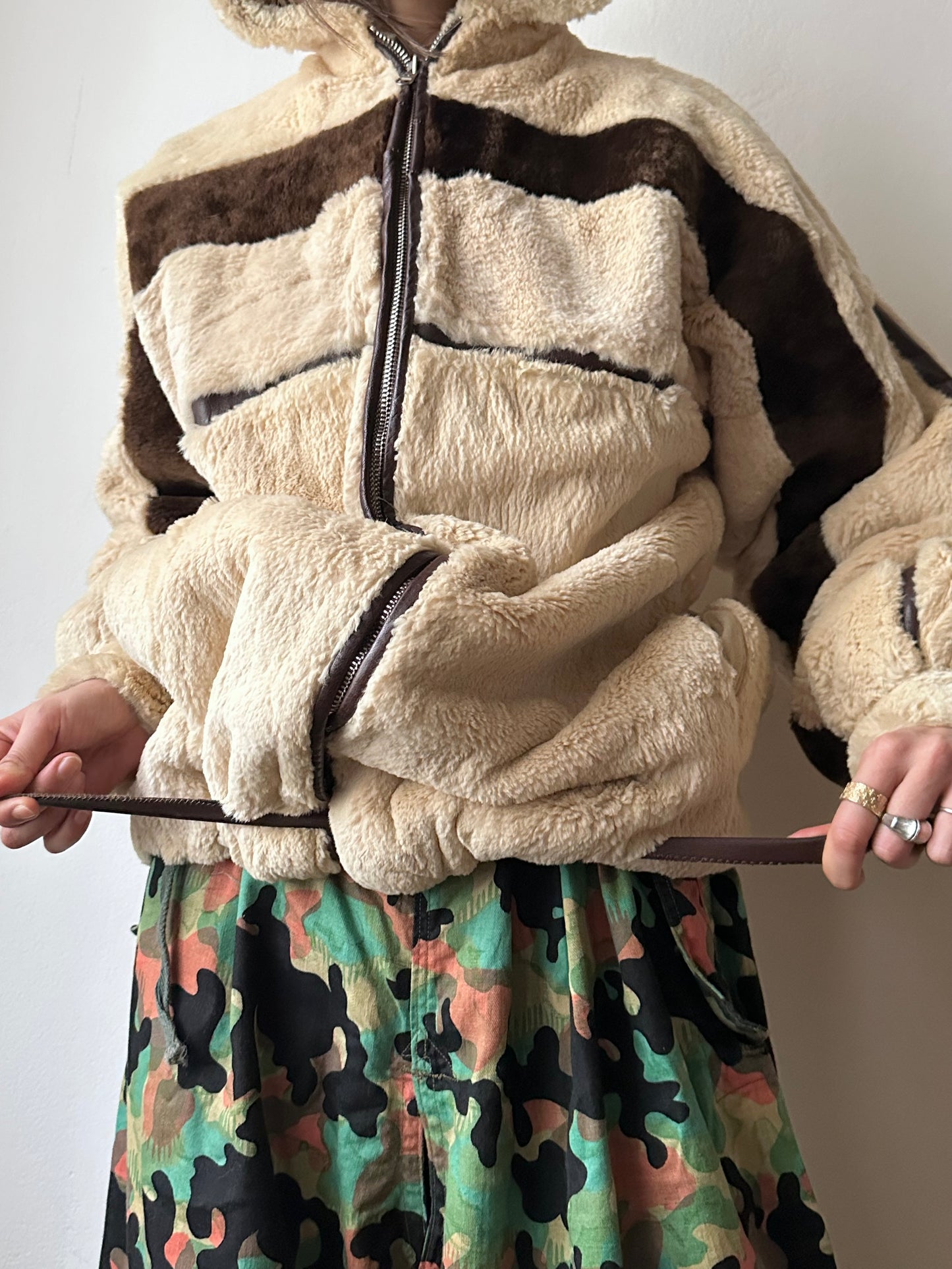 -60s Czechoslovakia real fur zip-up parka