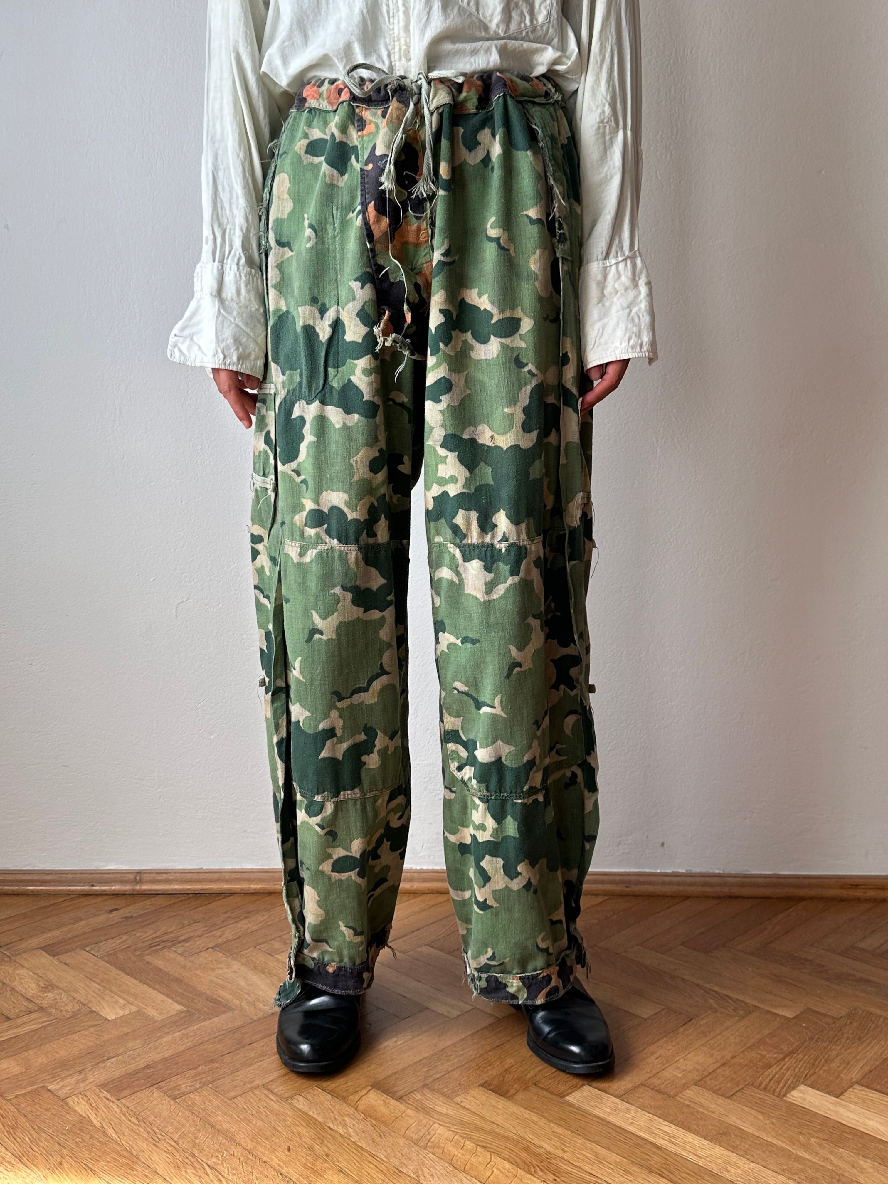 50's】Czechoslovakian Army Dubaky Camouflage Reversible Trousers