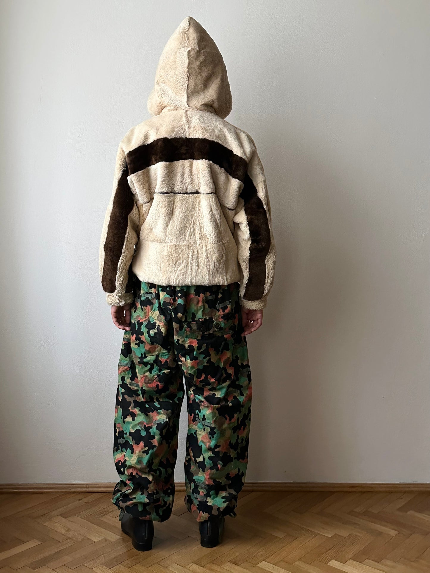 -60s Czechoslovakia real fur zip-up parka