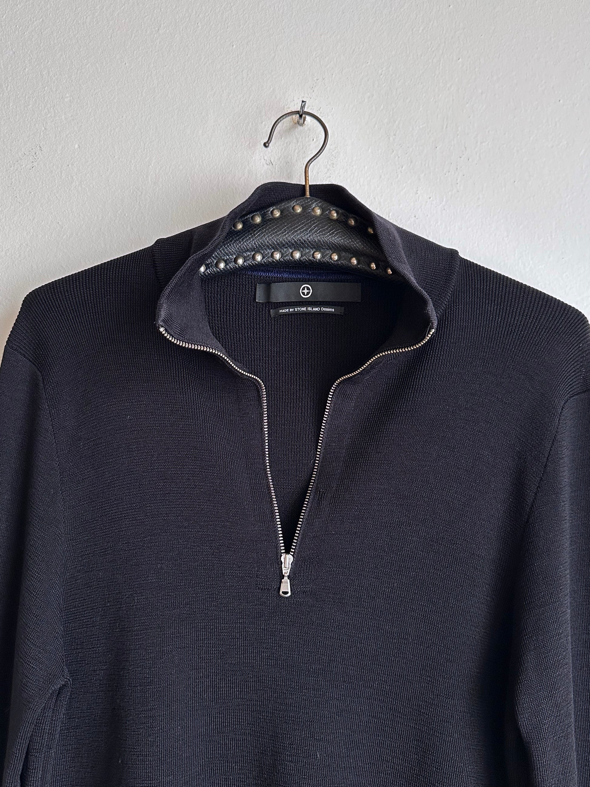 Stone Island Denims ストーンアイランド early 2000's 2006's Black wool jumper Vintage ヴィンテージ TOTO Praha Vintage clothing store Antique shop 古着屋 プラハ Prague アンティークストア