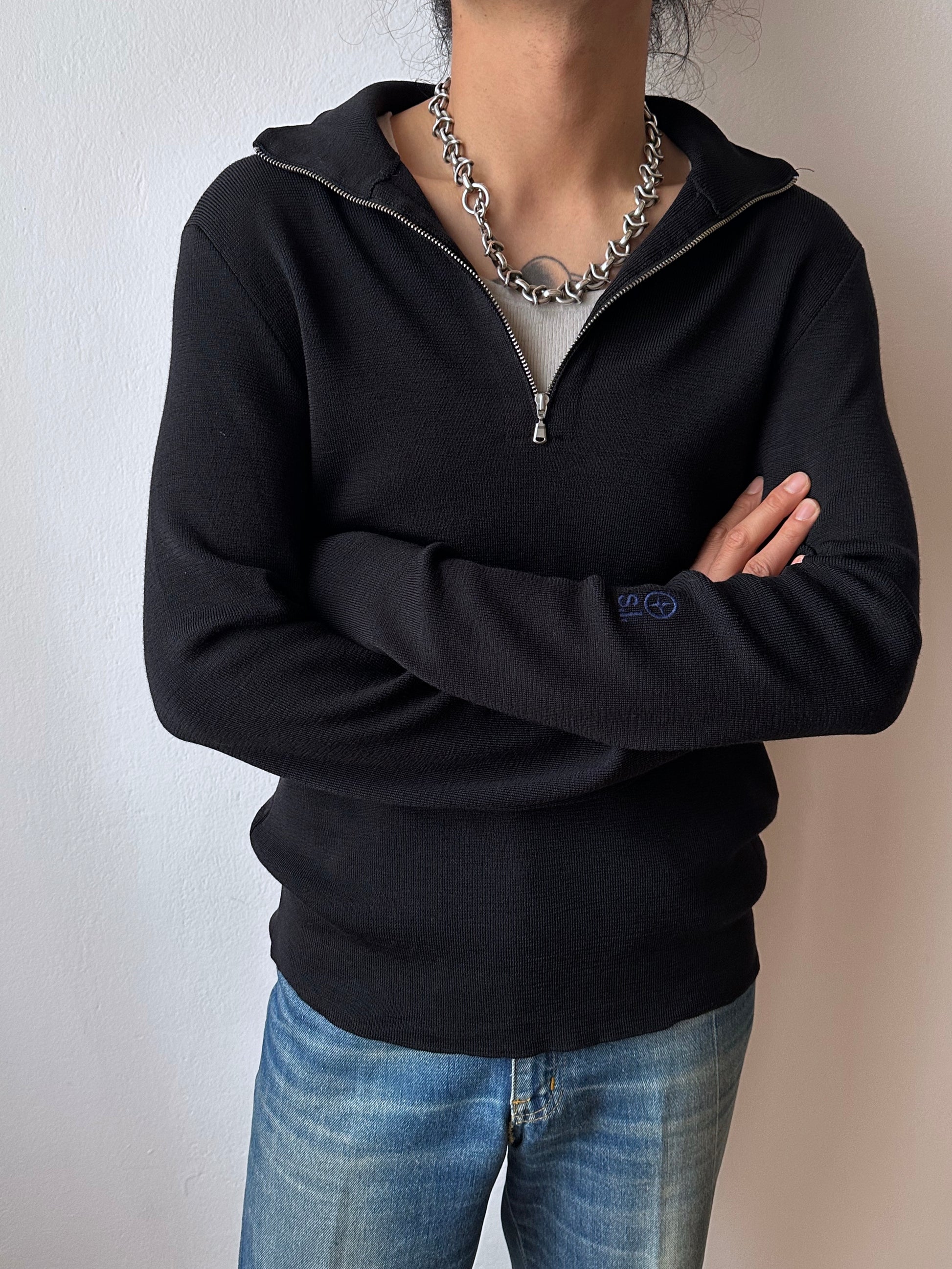 Stone Island Denims ストーンアイランド early 2000's 2006's Black wool jumper Vintage ヴィンテージ TOTO Praha Vintage clothing store Antique shop 古着屋 プラハ Prague アンティークストア