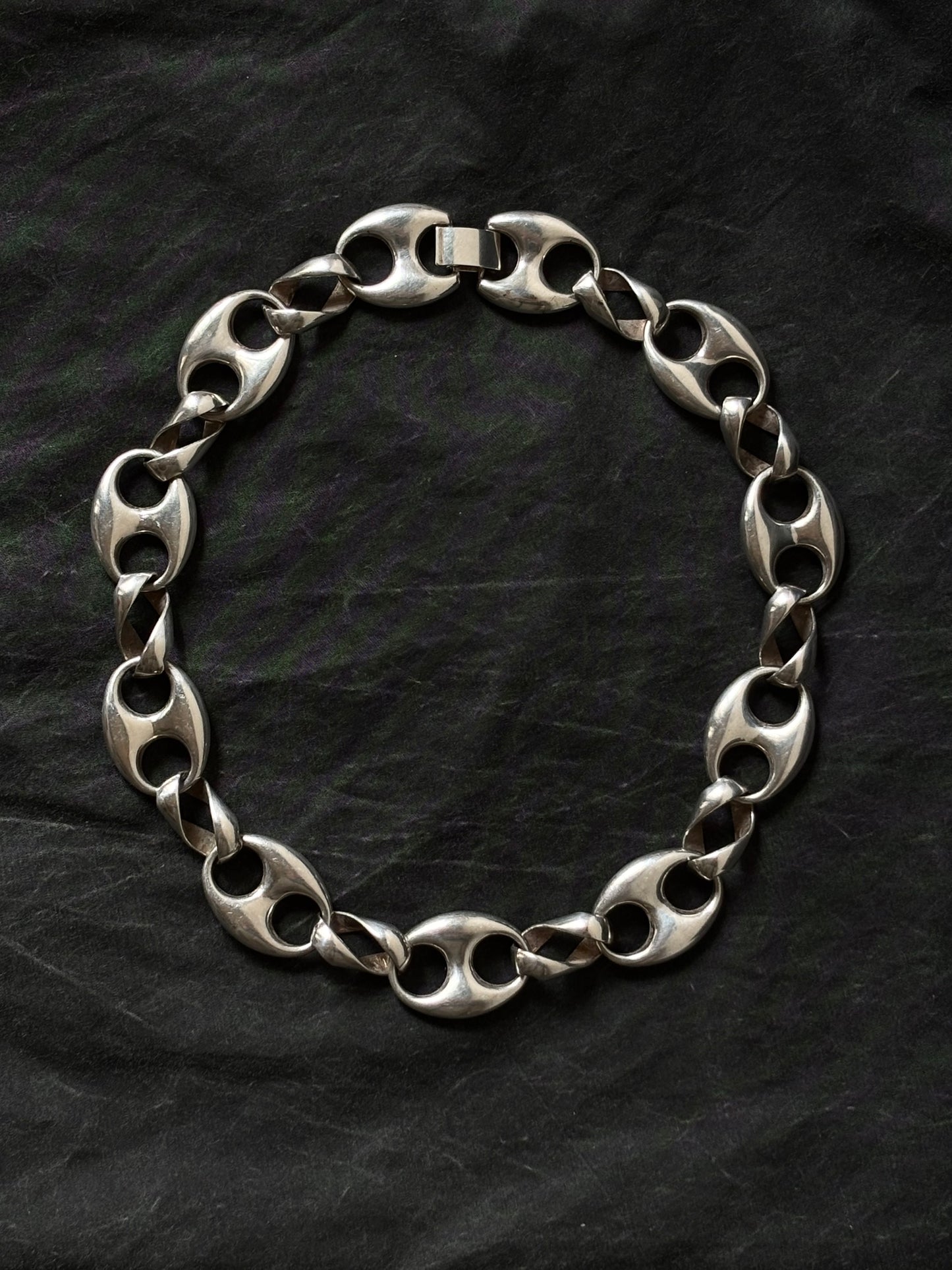 France massilve maliner anchor chain
necklace French big silver metal chrome jewelry 古着屋 ヴィンテージショップ アンティークショップ シルバージュエリー ヴィンテージ フランス チェコ プラハ Czech Prague Praha vintage store antique shop