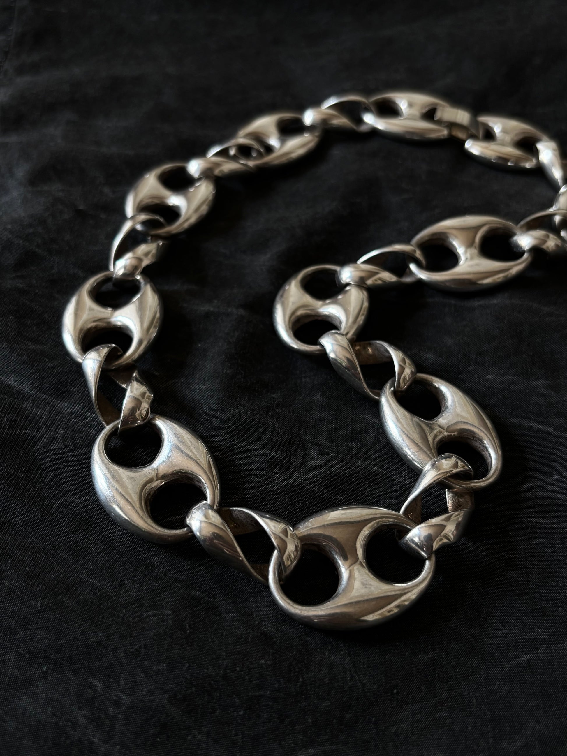 France massilve maliner anchor chain
necklace French big silver metal chrome jewelry 古着屋 ヴィンテージショップ アンティークショップ シルバージュエリー ヴィンテージ フランス チェコ プラハ Czech Prague Praha vintage store antique shop