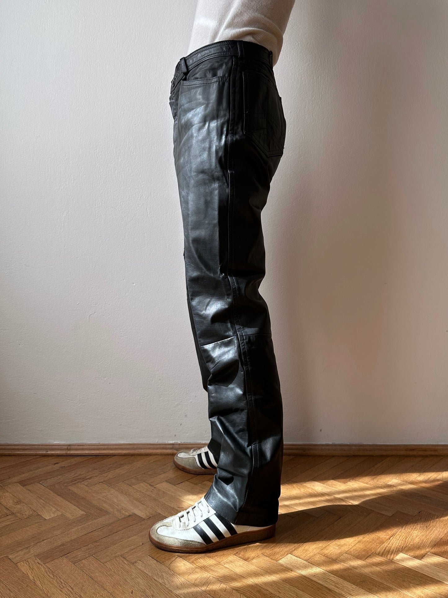 Black leather trousers - w32