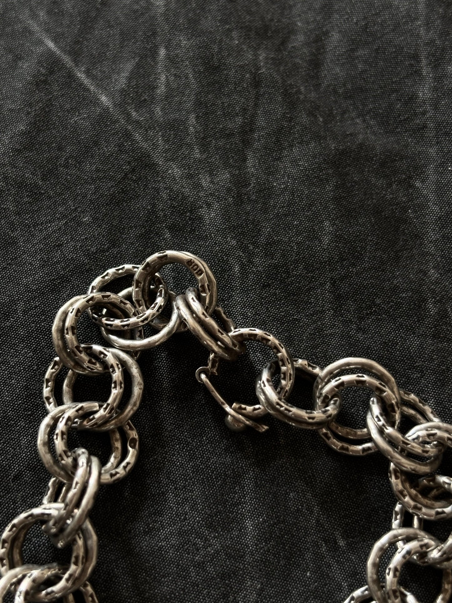 800 hammered pattern chain bracelet