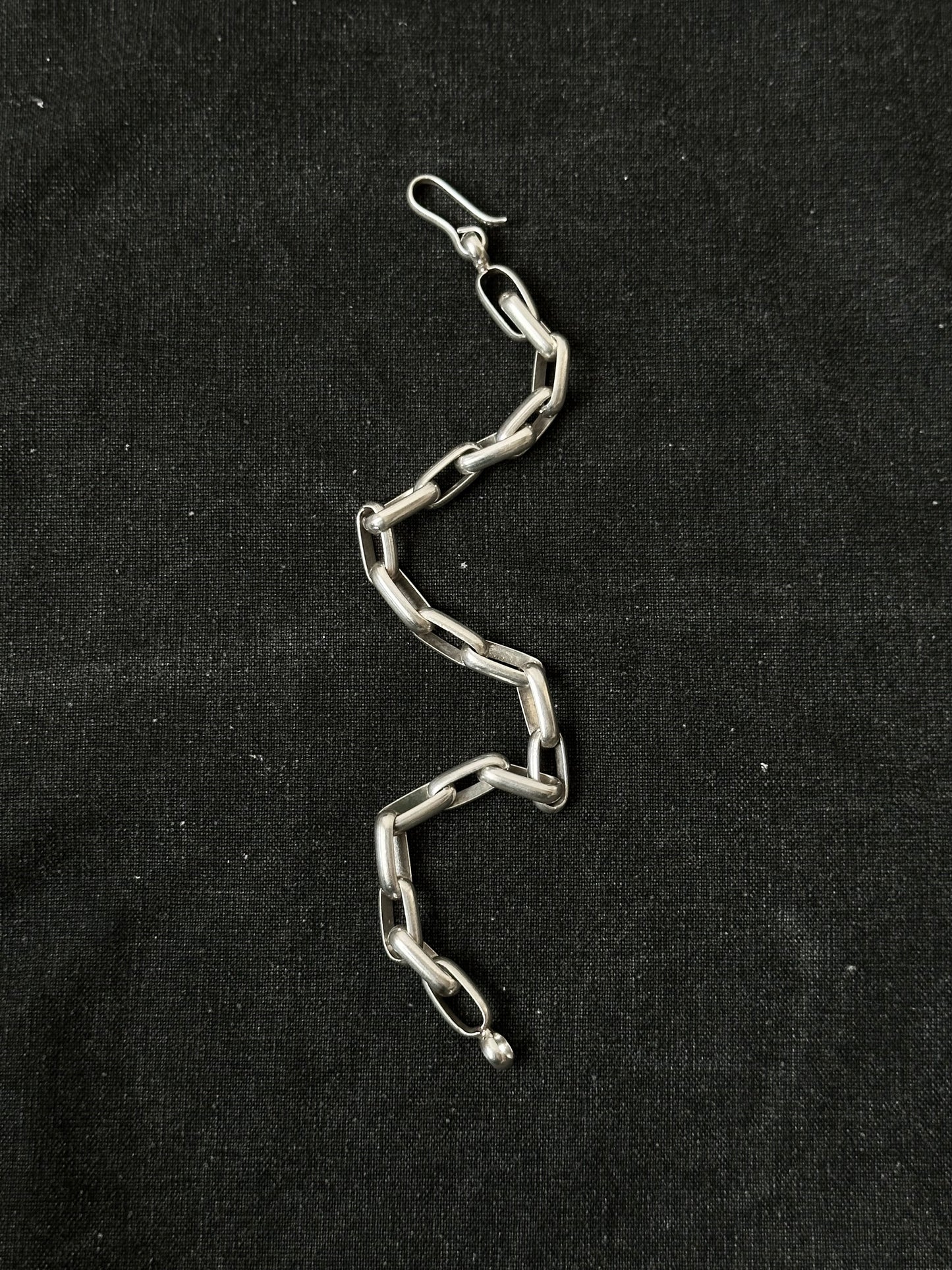 Poifull chain bracelet