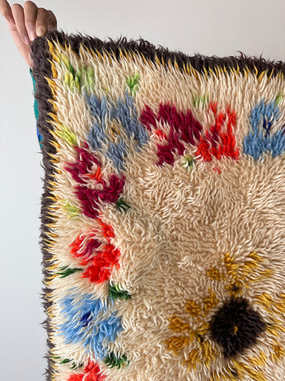 vintage acryl shaggy wall rug