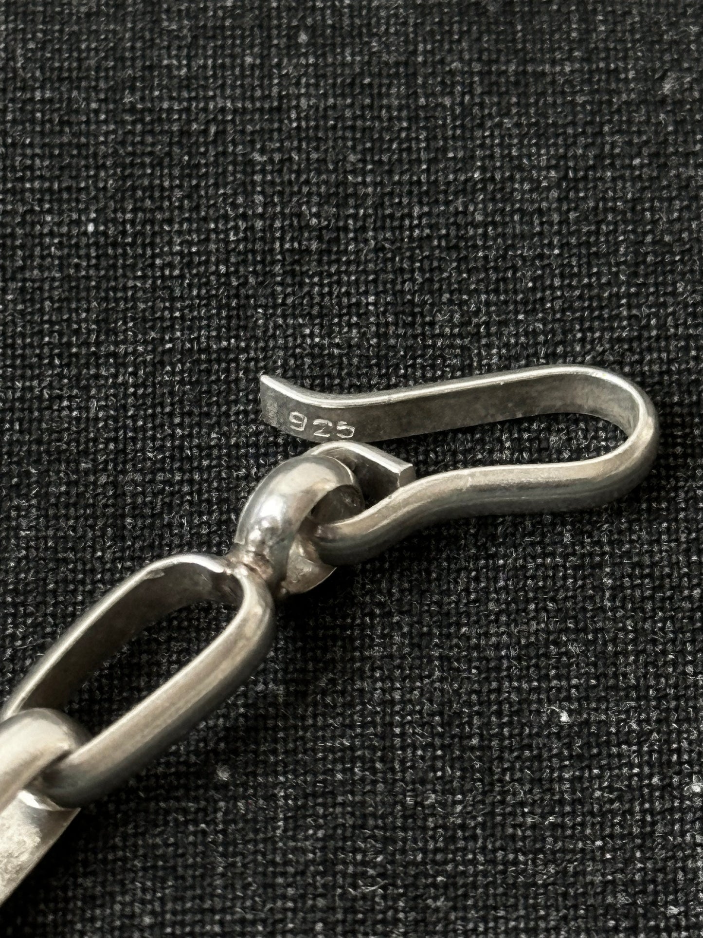 Poifull chain bracelet