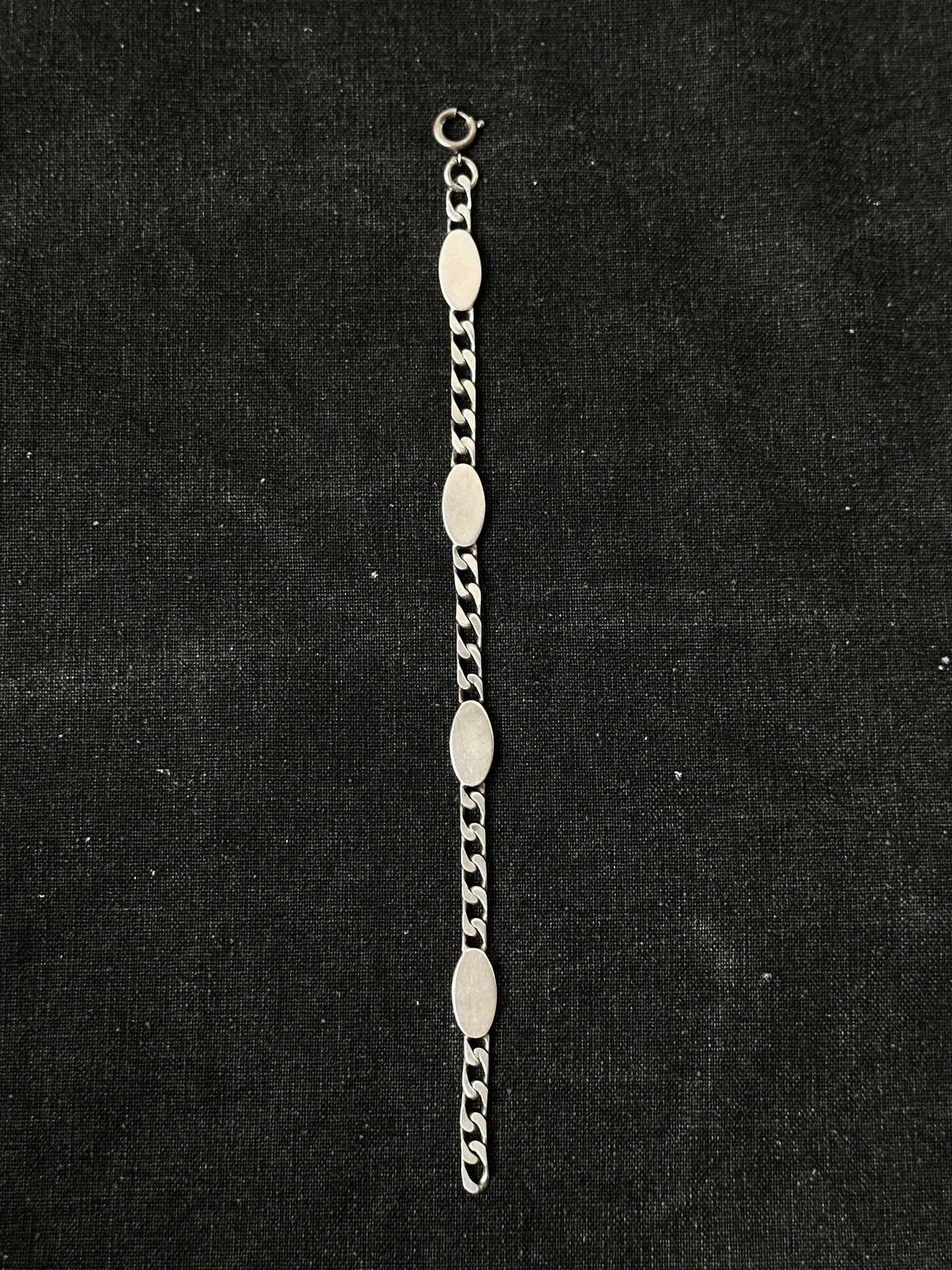 Silver tiny quirky bracelet