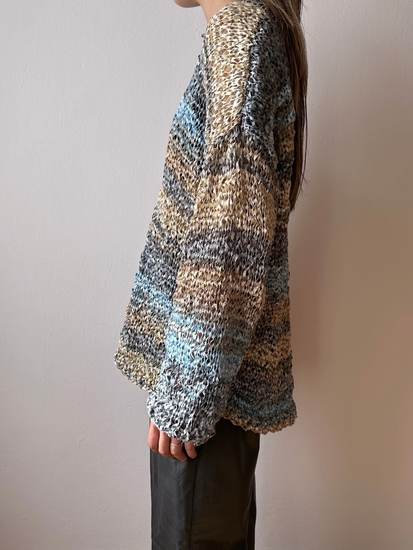 mesh weaving gradation