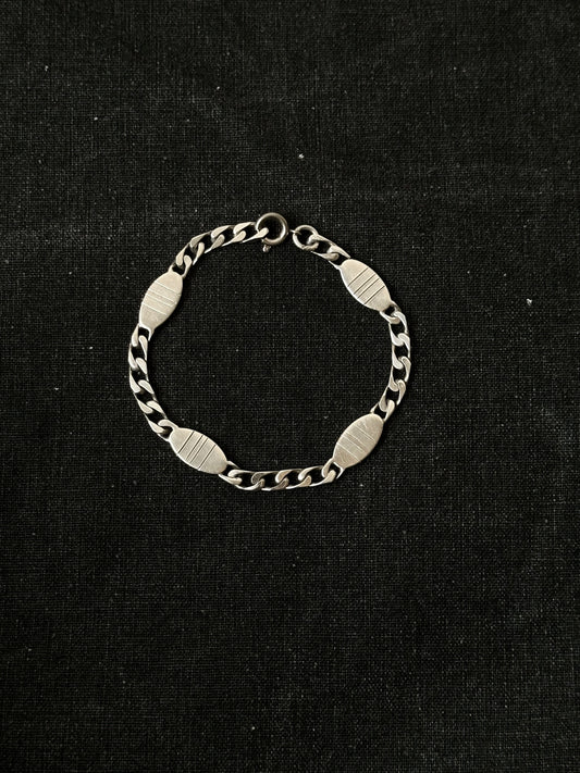 Silver tiny quirky bracelet
