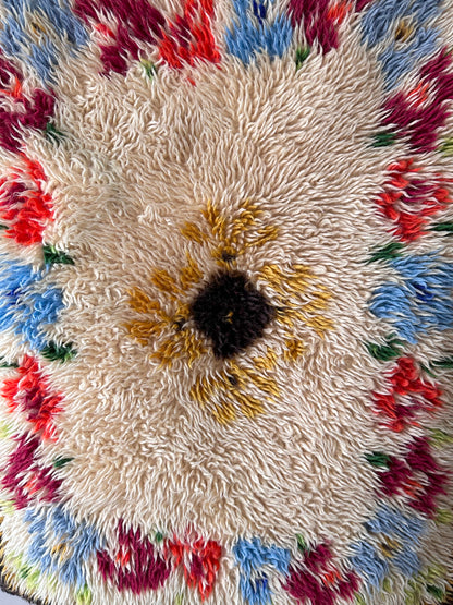 vintage acryl shaggy wall rug