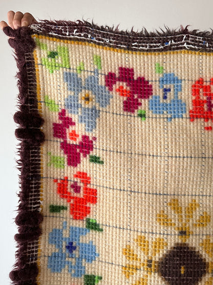 vintage acryl shaggy wall rug