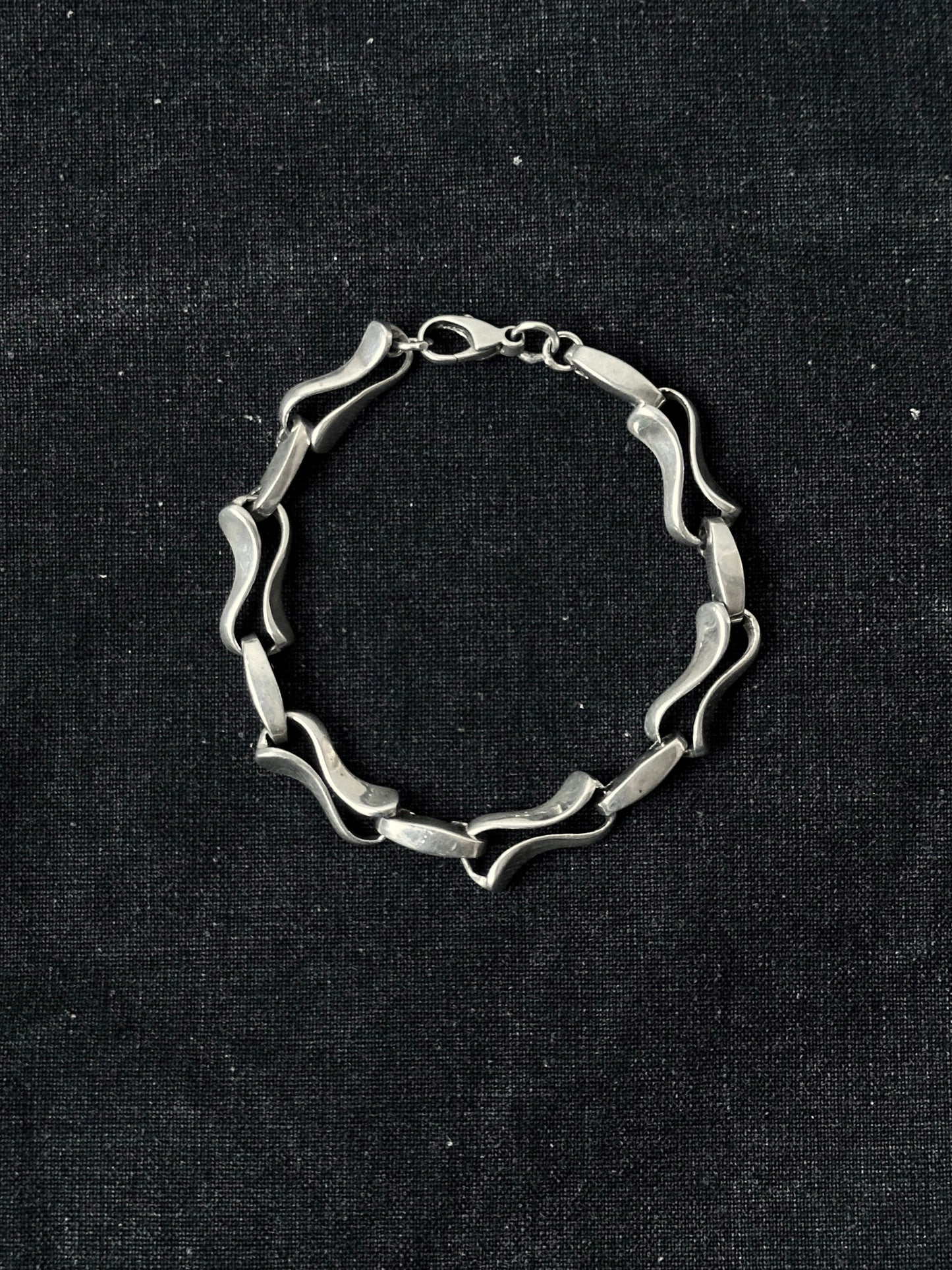 1992s British chain bracelet