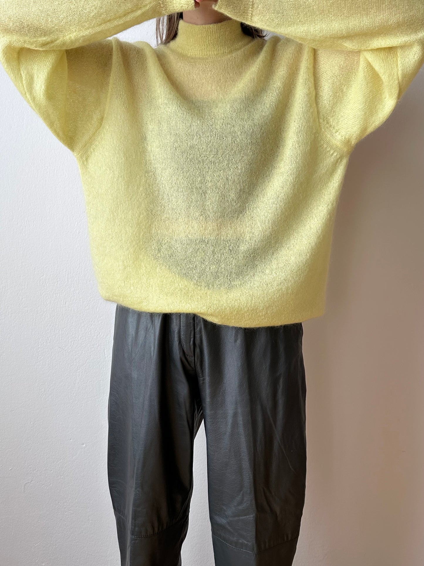 90s kid mohair lemon