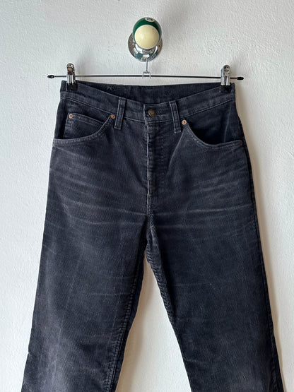 1990s Black Levi's corduroy trousers - w29