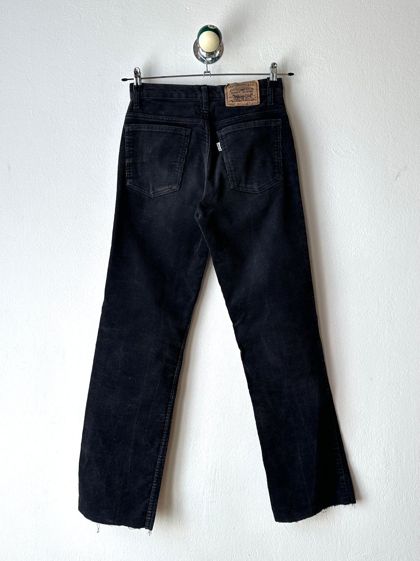 1990s Black Levi's corduroy trousers - w29