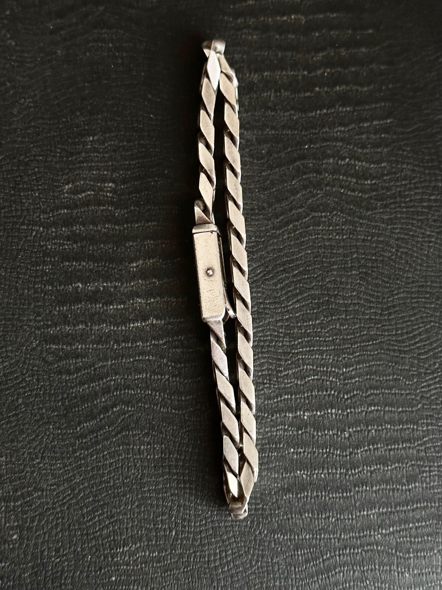 GUCCI silver 925 curb chain bracelet vintage made in Italy グッチ シルバーブレスレット シルバー ブレスレット イタリア 喜平 チェーン