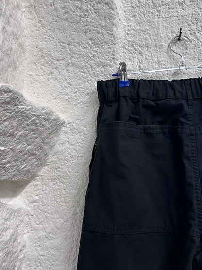Early 00s Black Cotton Rip-stop trousers - ~w32