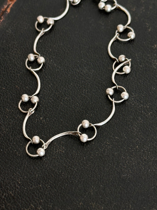 bean circle link bracelet