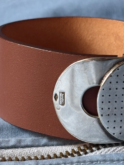 Marc Deloche Paris vintage sterling silver 925 buckle leather belt bangle bracelet cuff armband France French シルバーバングル レザーバングル ヴィンテージシルバーバングル シルバージュエリー ヴィンテージシルバージュエリー Prague antique shop 古着屋 アンティークショップ TOTO