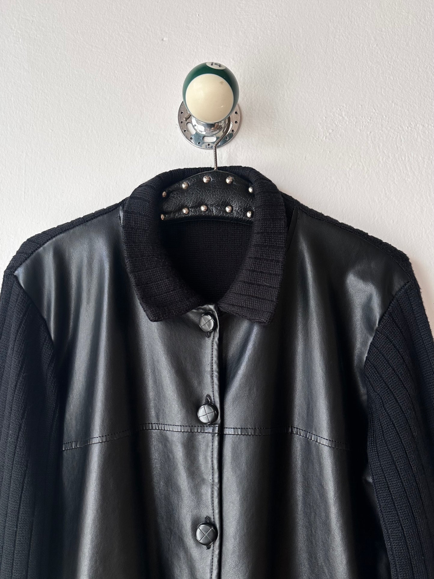 black switching knit jacket