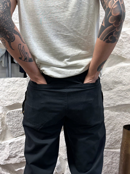Early 00s Black Cotton Rip-stop trousers - ~w32