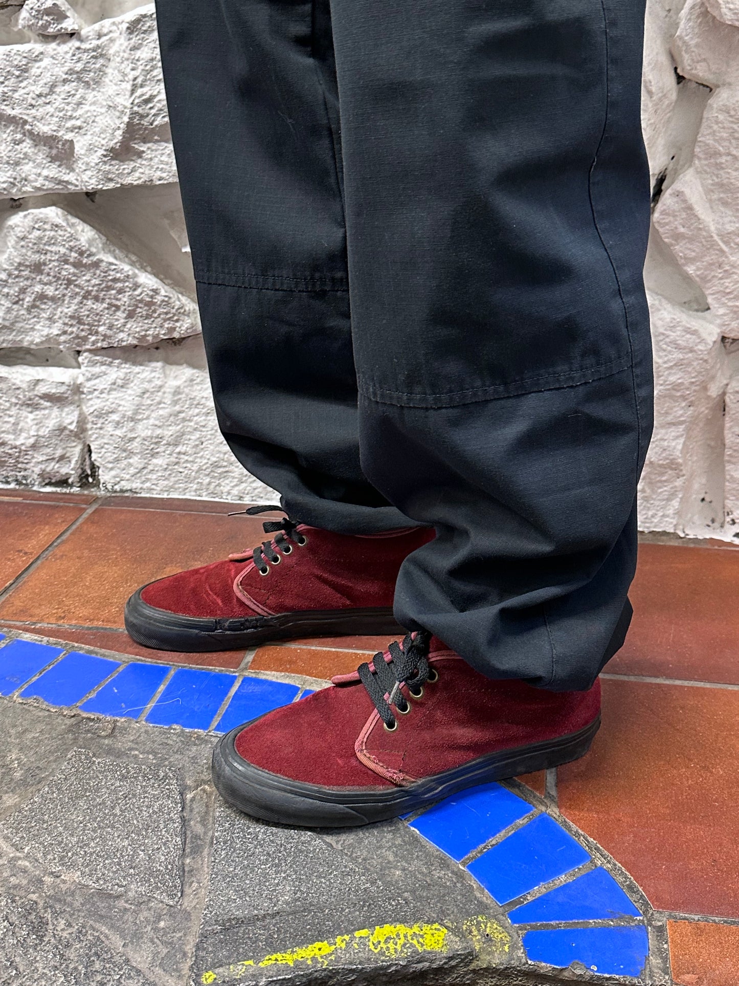 Early 00s Black Cotton Rip-stop trousers - ~w32