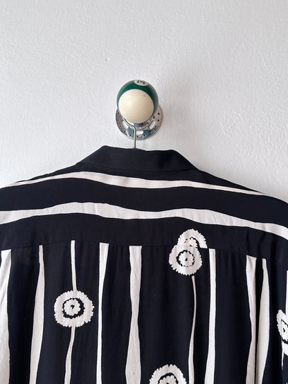 beautiful fabric shirt with ball-zip