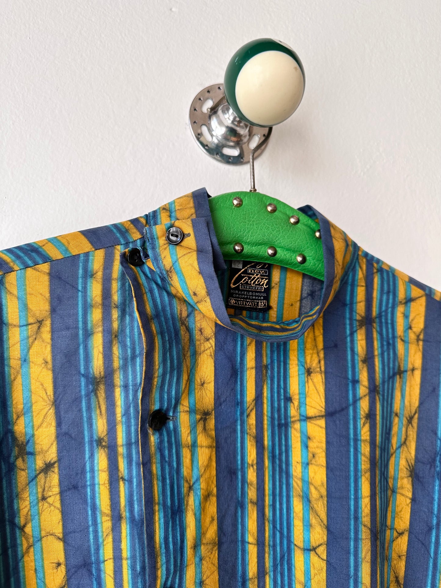 Late 60-70s Swedish shirt