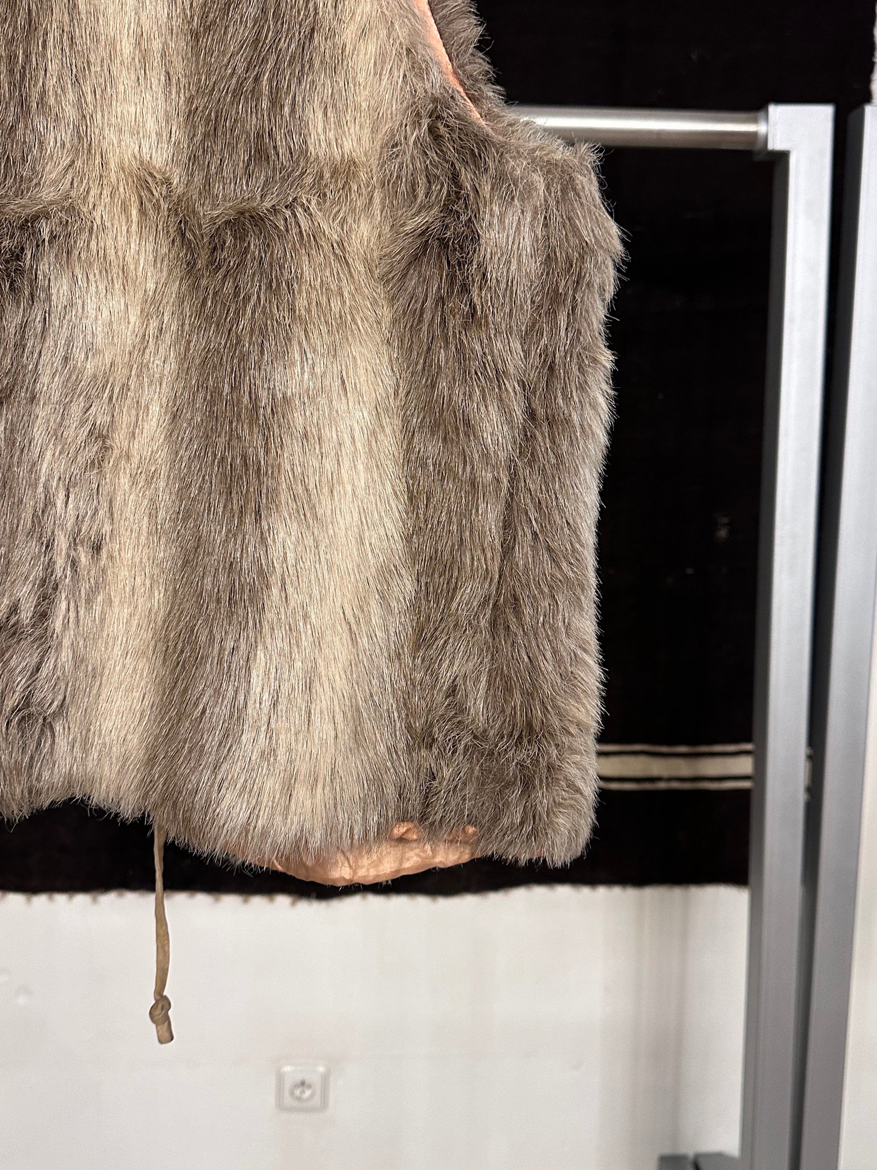60s Handmade fur vest – TOTO