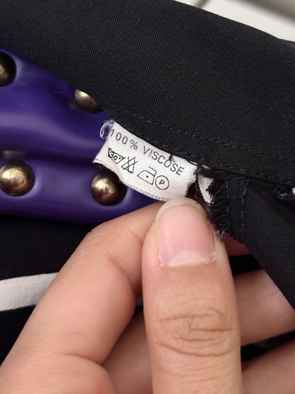 beautiful fabric shirt with ball-zip