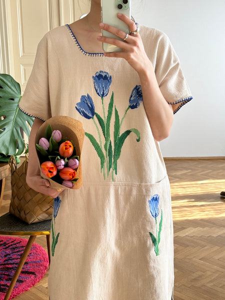 France tulip dress