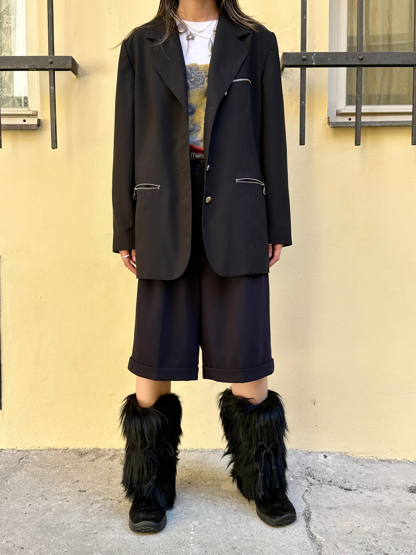 Dark navy dress shorts with belt -W31