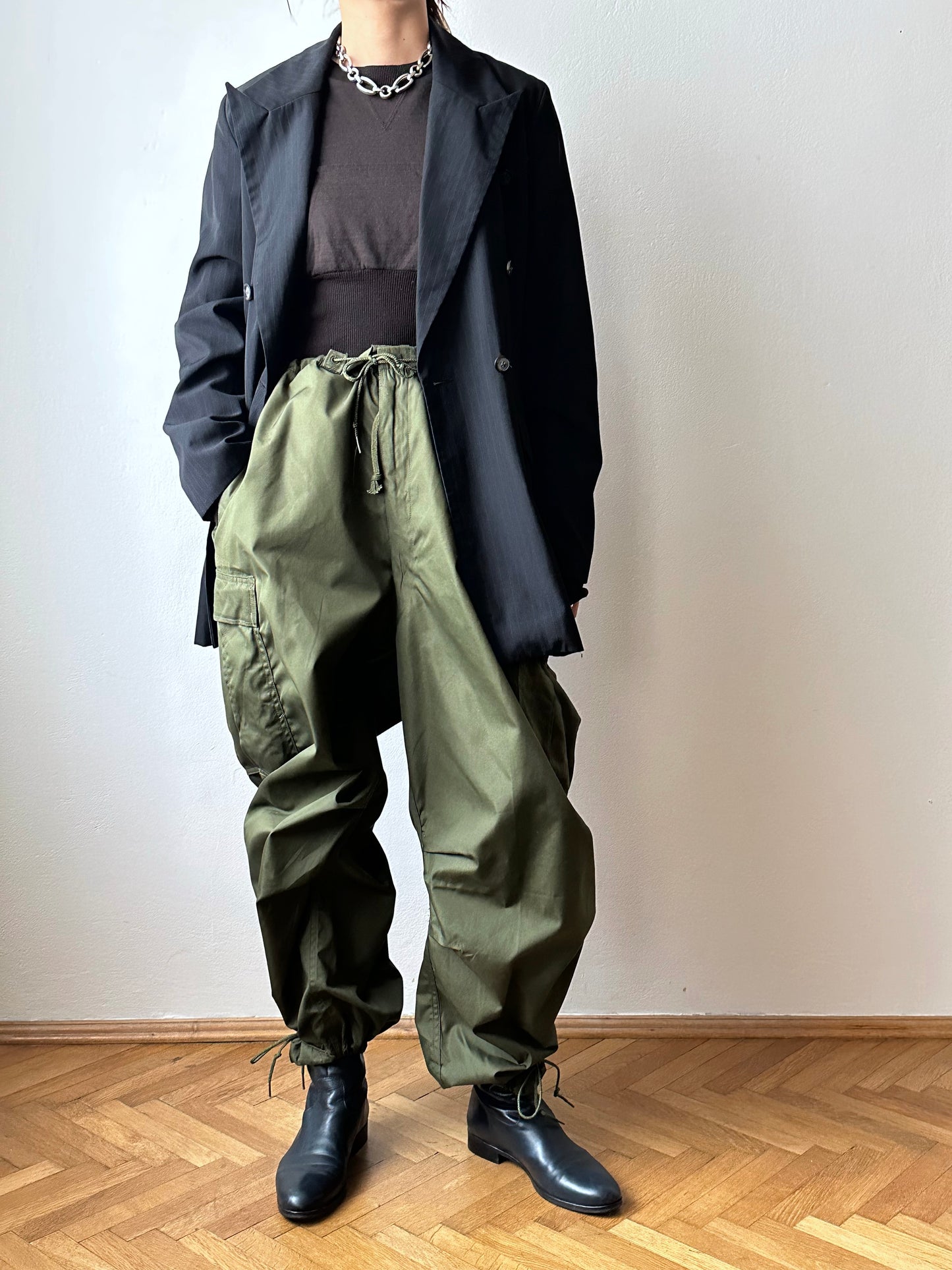 US Army M1951 Arctic trousers 1950's 50年代 Deadstock Military ミリタリー アメリカ軍 Toto Vintage clothing shop store Praha プラハ 古着屋 ヴィンテージ Prague デッドストック オーバーパンツ Antique shop アンティークショップ 古着卸