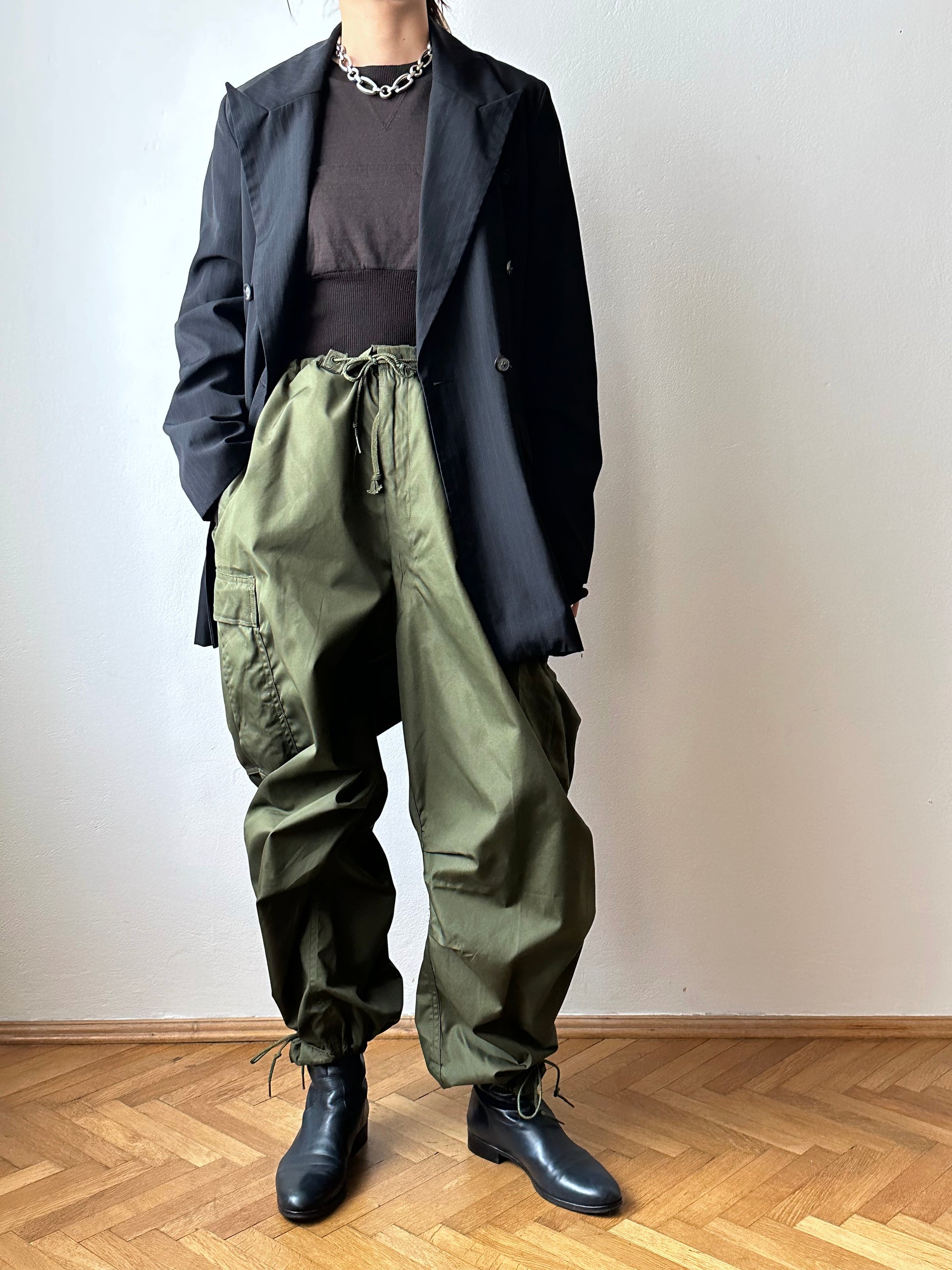 US Army M1951 Arctic trousers 1950's 50年代 Deadstock Military ミリタリー アメリカ軍 Toto Vintage clothing shop store Praha プラハ 古着屋 ヴィンテージ Prague デッドストック オーバーパンツ Antique shop アンティークショップ 古着卸