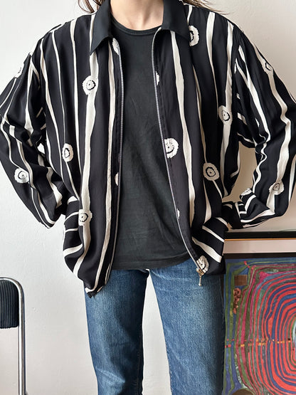 beautiful fabric shirt with ball-zip