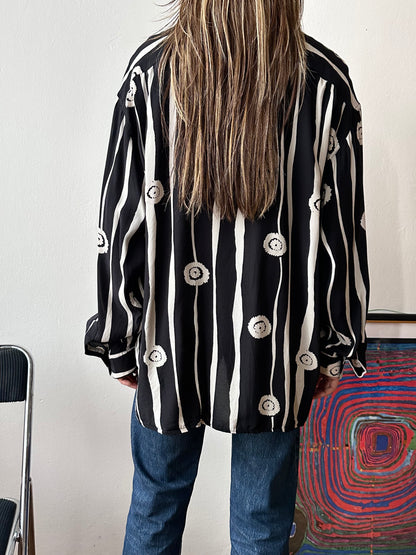 beautiful fabric shirt with ball-zip