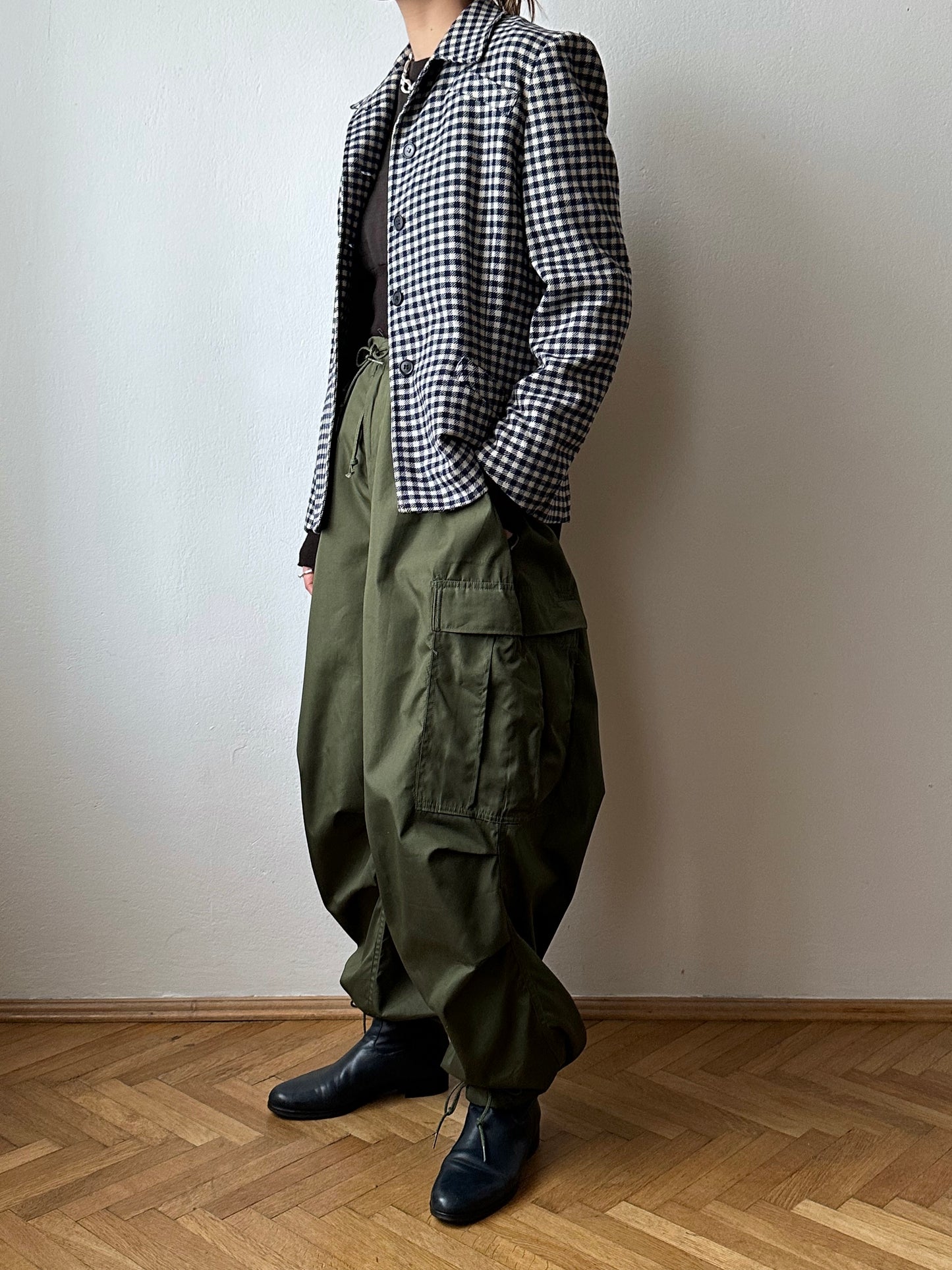 US Army M1951 Arctic trousers 1950's 50年代 Deadstock Military ミリタリー アメリカ軍 Toto Vintage clothing shop store Praha プラハ 古着屋 ヴィンテージ Prague デッドストック オーバーパンツ Antique shop アンティークショップ 古着卸