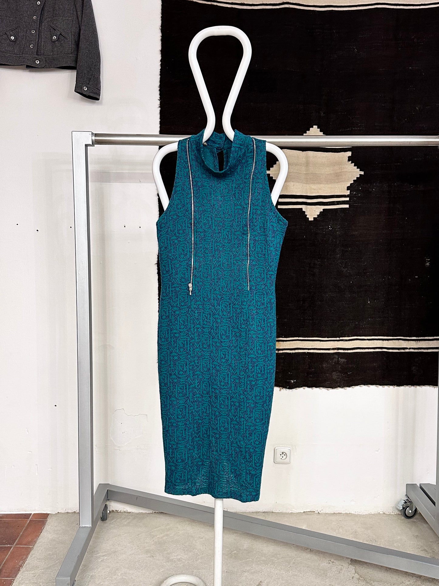 80s Italy all seasons knit dress